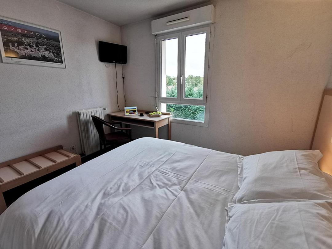 Hotel De La Poste La Cavalerie Kültér fotó